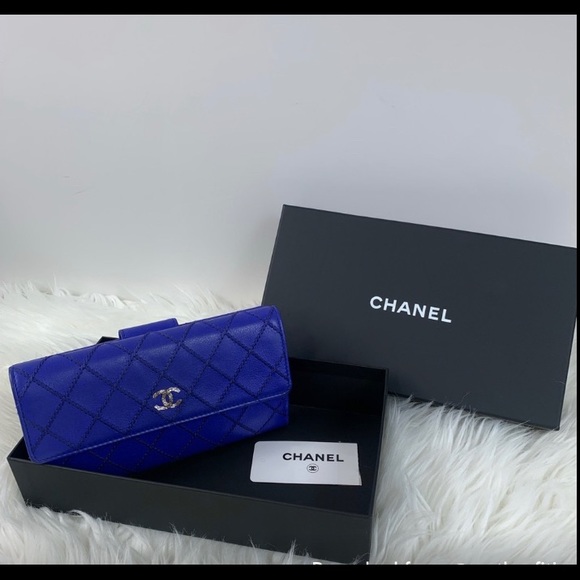 Chanel cobalt purple blue wallet (converted to WOC) - Picture 3 of 15